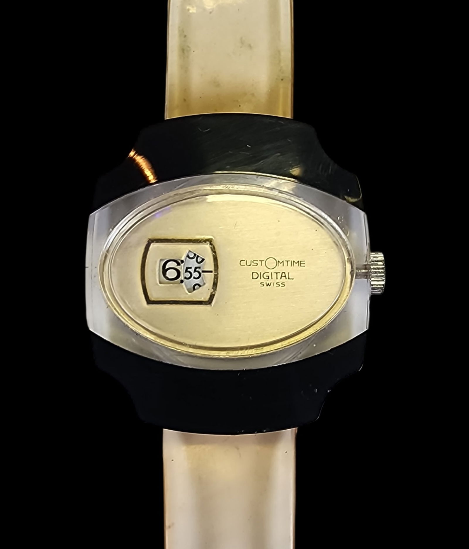 Rare Vintage Space Age Swiss CUSTOMTIME Acrylic Wristwatch: Very unusual vintage wristwatch in good vintage condition with some wear according to age. Works.