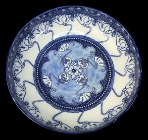 Large Antique ca. 1880 Art Nouveau DOULTON BURSLEM Kelmscot Blue & White Basin Bowl