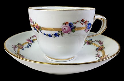 Antique MEISSEN Germany Hand Painted Porcelain Tea Cup & Saucer