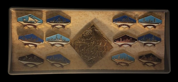 Vintage Soviet Russian Enamel Medal Set in Original Box