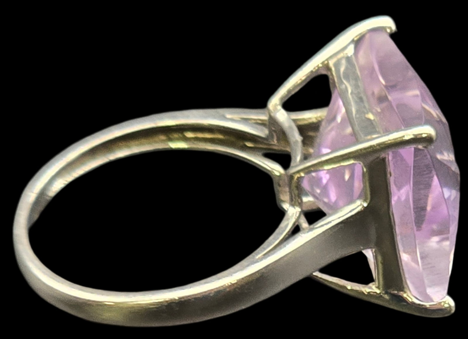 Vintage Sterling Silver & Amethyst Ring: The ring is a size 9 and weighs ca. 6.3 grams. Very good vintage condition with minor wear and patina according to age. Tested for a minimum of 800 (80%) silver. SHIPPING: We ship in-house and charge 