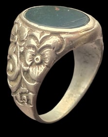 Vintage European 835 Silver & Green Jade Mens Ring /w Flower Design