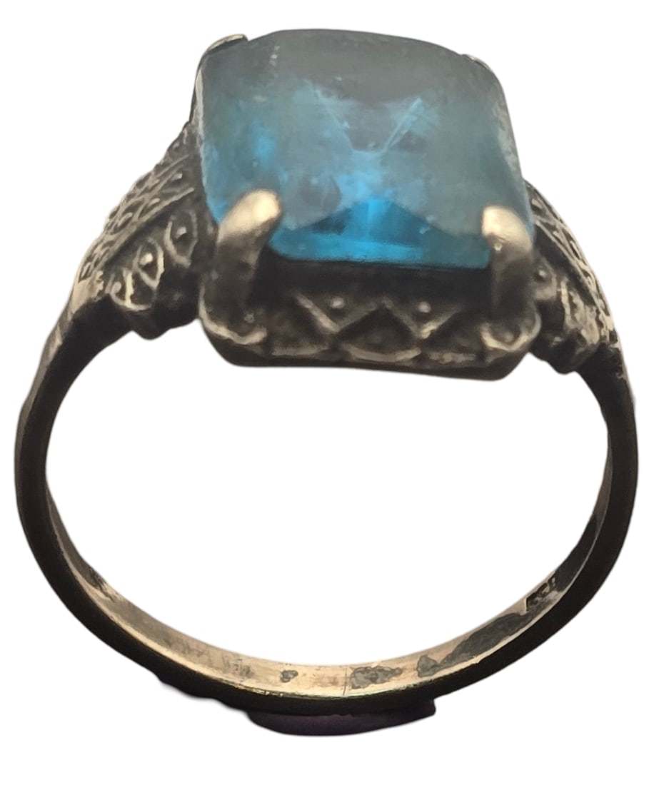 Antique European 835 Silver & Blue Glass Stone Ring: The ring is a size 6 1/2 and weighs ca. 4.4 grams. Very good vintage condition with minor wear and patina according to age. Marked for 835 (83.5%) Silver. SHIPPING: We ship in-house and charge a flat 
