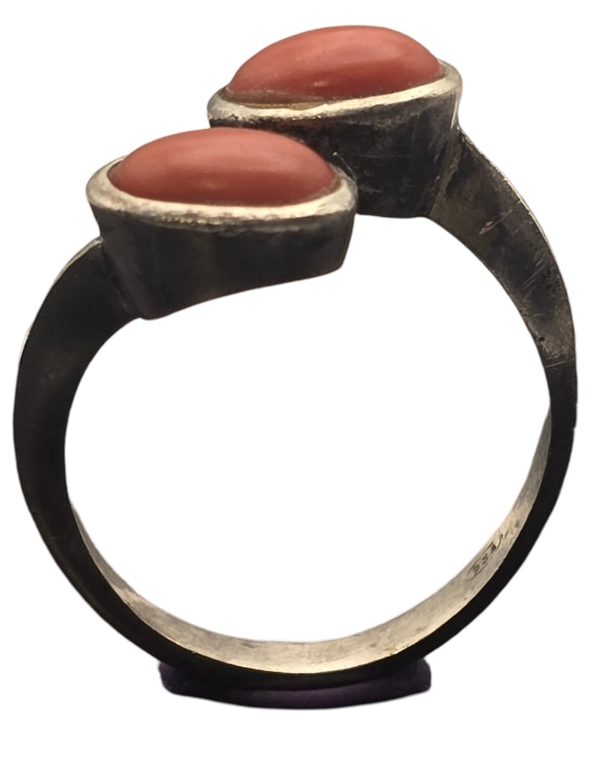 Vintage Mid-Century Sterling Silver & Red Coral Cabochons Ring (1 of 7)