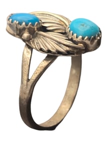 Vintage Southwestern / Navajo Sterling Silver & Turquoise Feather Design Ring