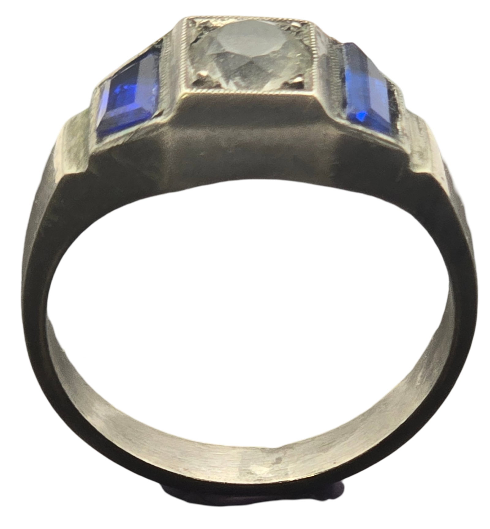 Vintage Sterling Silver & Gemstone Ring: The ring is a size 9 and weighs ca. 5.6 grams. Very good vintage condition with minor wear and patina according to age. Tested for Sterling Silver. SHIPPING: We ship in-house and charge a flat fee of 