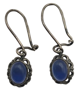 Pair of Stylish Vintage Sterling Silver & Blue Gemstone Earrings