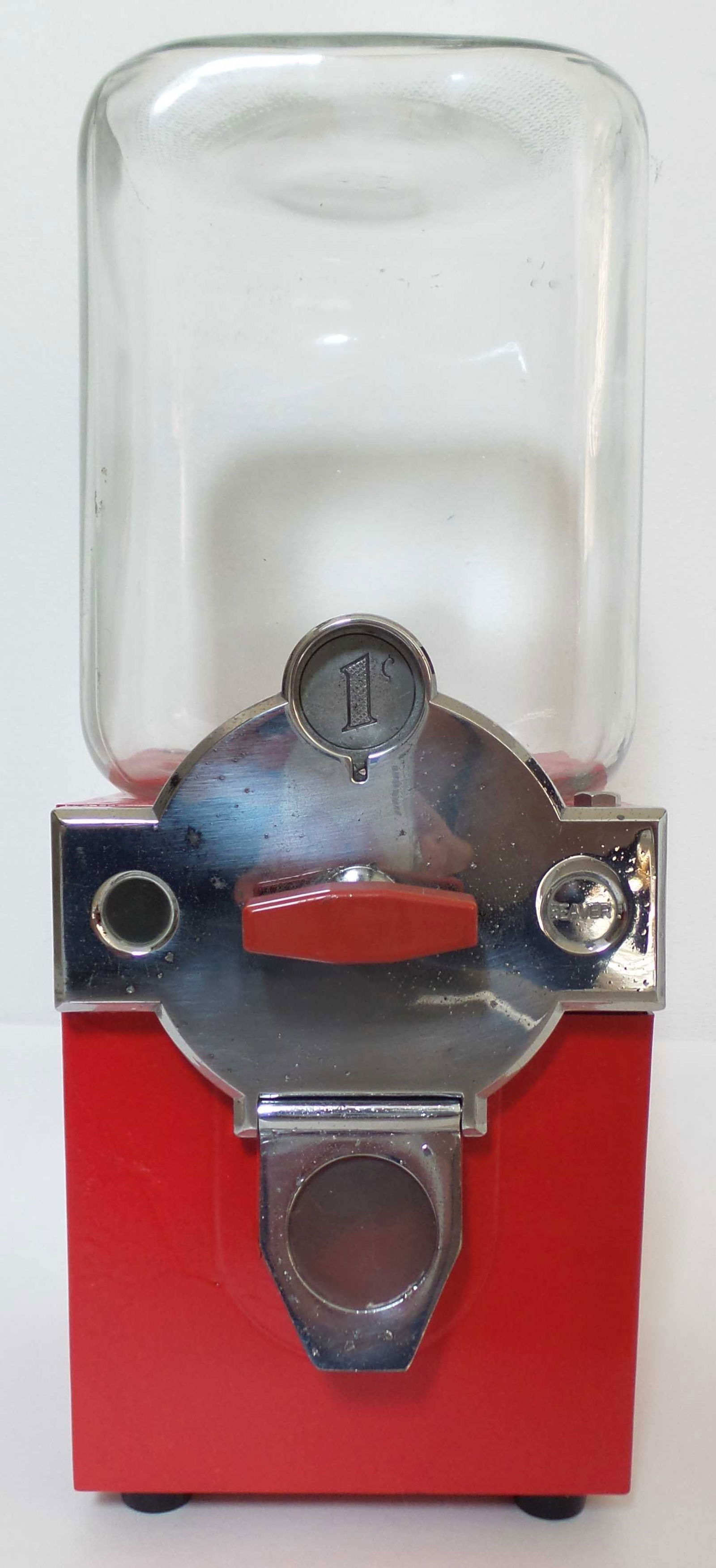 Rare 1963 BEAVER Canada Gumball Machine (1 of 10)