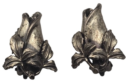 Pair of Vintage BOTICELLI Silvertone Metal Costume Jewelry Floral Clip-On Earrings