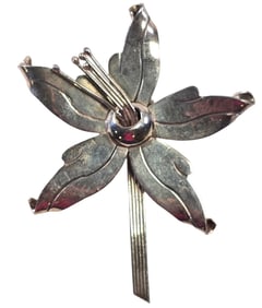 Vintage Sterling Silver Flower Pendant / Brooch