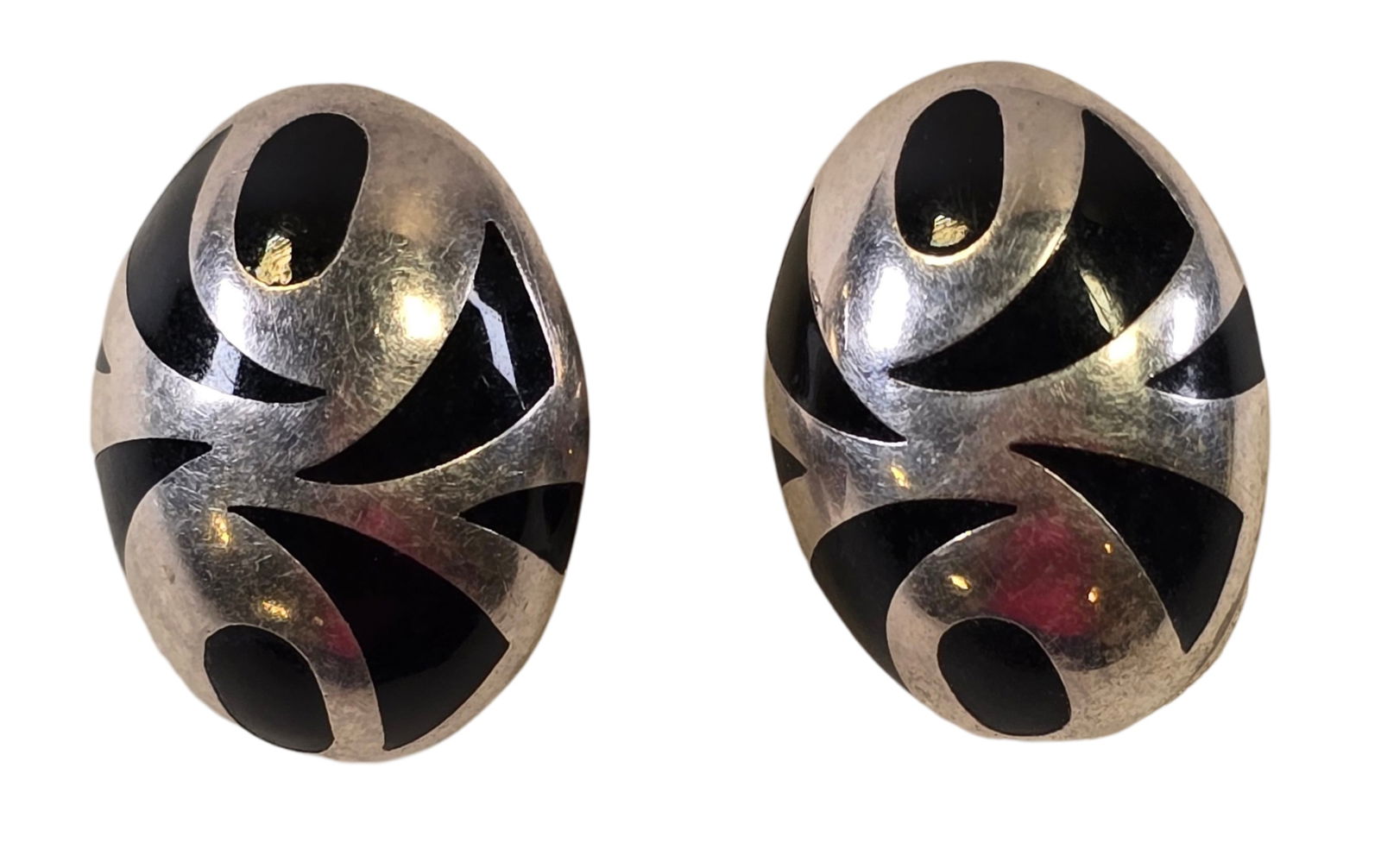 Pair of Vintage Mexican Sterling Silver & Black Enamel Clip Earrings (1 of 5)