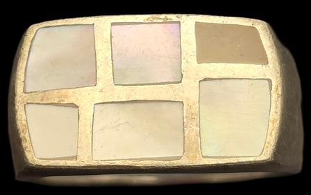 Vintage Mid-Century Sterling Silver & Inlaid Mother of Pearl Ring