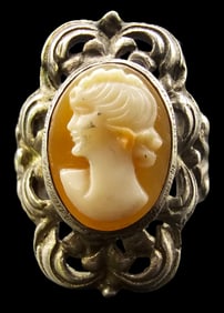 Antique European 835 Silver & Shell Cameo Ring