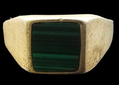 Vintage Art Deco Sterling Silver & Green Gemstone Ring