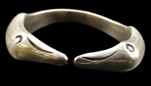 Unusual Vintage Sterling Silver Ring with Goose Head Design