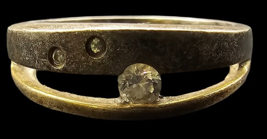 Vintage Sterling Silver & Clear Gemstones Ring