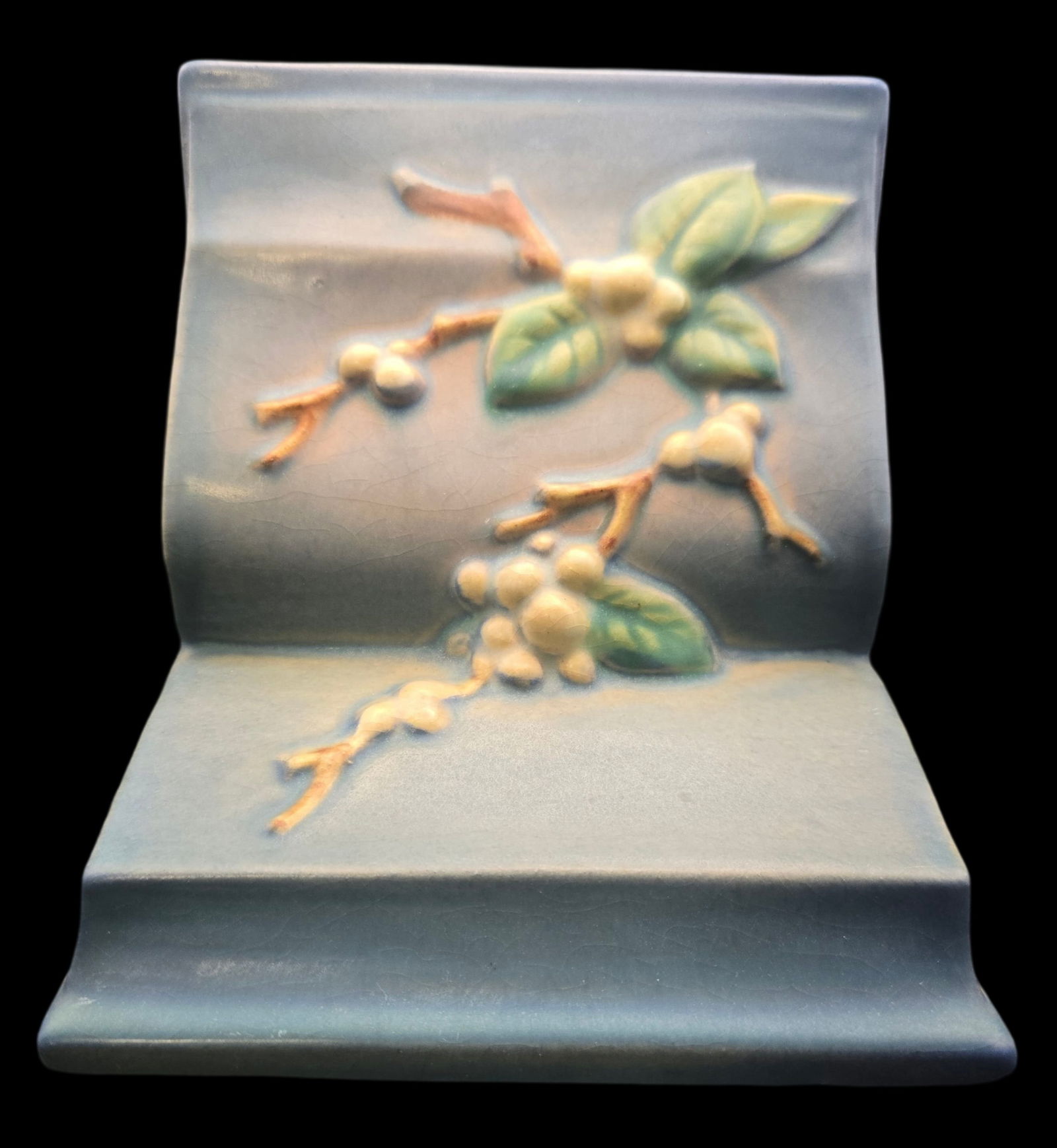 Pair of Vintage ROSEVILLE Art Pottery SNOWBERRY Blue Ceramic Bookends (1 of 12)
