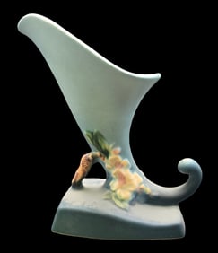 Vintage ROSEVILLE Art Pottery WHITE ROSE Blue Ceramic Cornucopia Vase