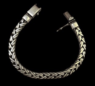 Solid Vintage Sterling Silver Herringbone Chain Bracelet
