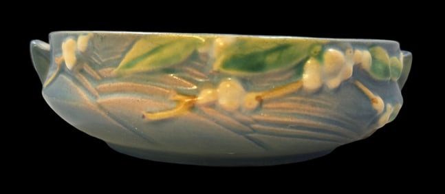 Vintage ROSEVILLE Art Pottery SNOWBERRY Blue Ceramic Bowl