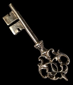 Unusual Vintage TAXCO Mexico Sterling Silver Skeleton Key Pendant