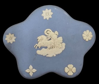 Vintage WEDGWOOD Pastel Light Blue Jasperware Lidded Trinket Box