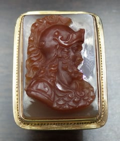 Antique ca. 1890 Victorian 14K Gold & Agate Cameo Warrior Head Ring
