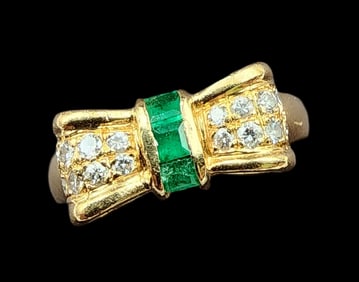 Very Rare Vintage GAY FRERES France 18K Gold, Diamond & Emerald Bow Ring