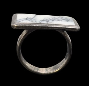 Vintage Mid-Century Modern Sterling Silver & Marbled White Agate Ring