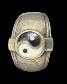 Very Unusual Mid-Century Sterling Silver & Gemstone Yin Yang Ring