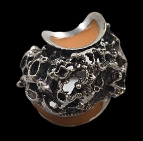 Very Unusual Vintage Mid-Century Modern Brutalist Sterling Silver & Enamel Ring