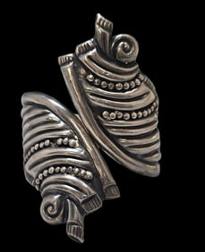 Ornate Vintage TAXCO Mexico Sterling Silver Designer Bracelet