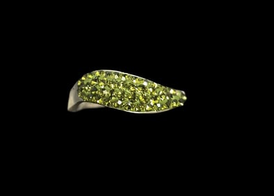 Vintage Sterling Silver & Green Gemstone Ring