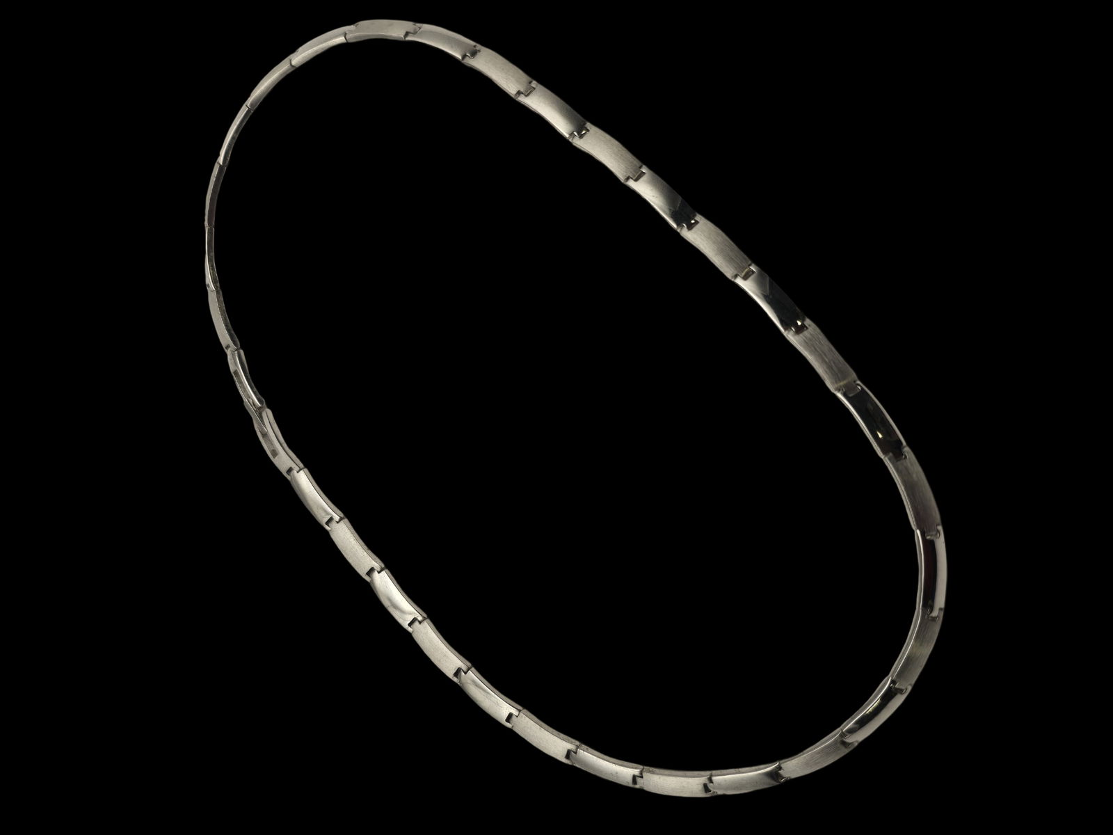 Vintage Sterling Silver Chain Link Necklace with Polished & Brushed Elements (1 of 3)