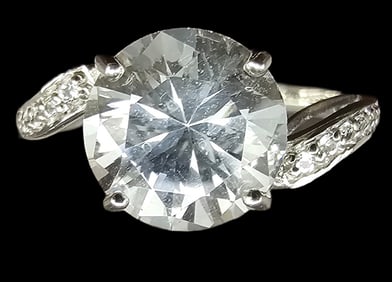Stylish Vintage Sterling Silver & Clear Rhinestone Ring