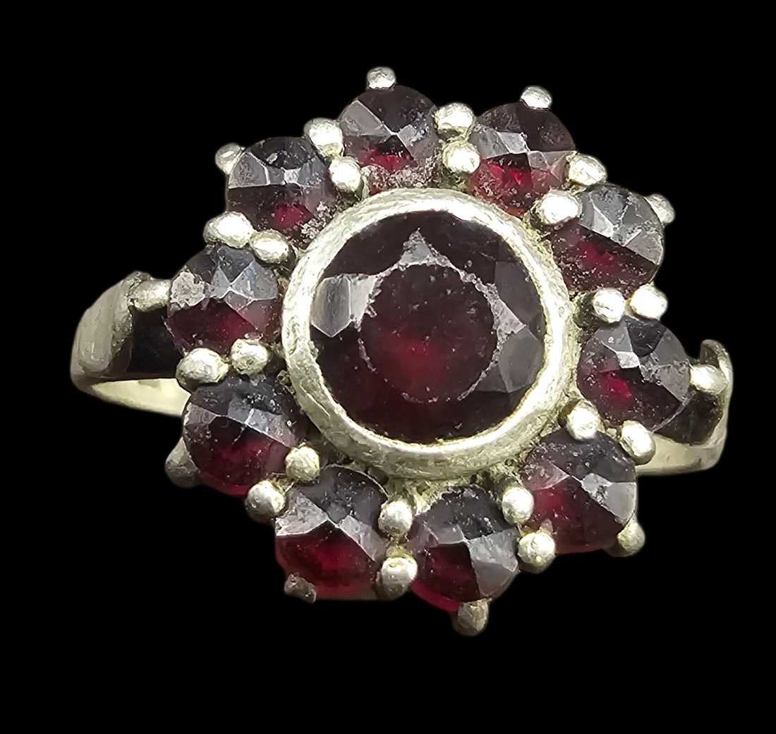Antique European 800 Silver & Red Garnet Ring: Very good vintage condition with some patina and wear according to age. Ring is a size 5 and weighs ca. ca. 2.4 grams. Marked for 800 (80%) silver. SHIPPING: We ship in-house and charge a flat fee of 