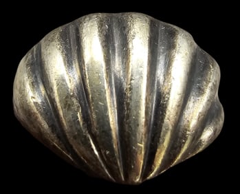 Unusual Vintage European 900 Silver Shell Design Ring