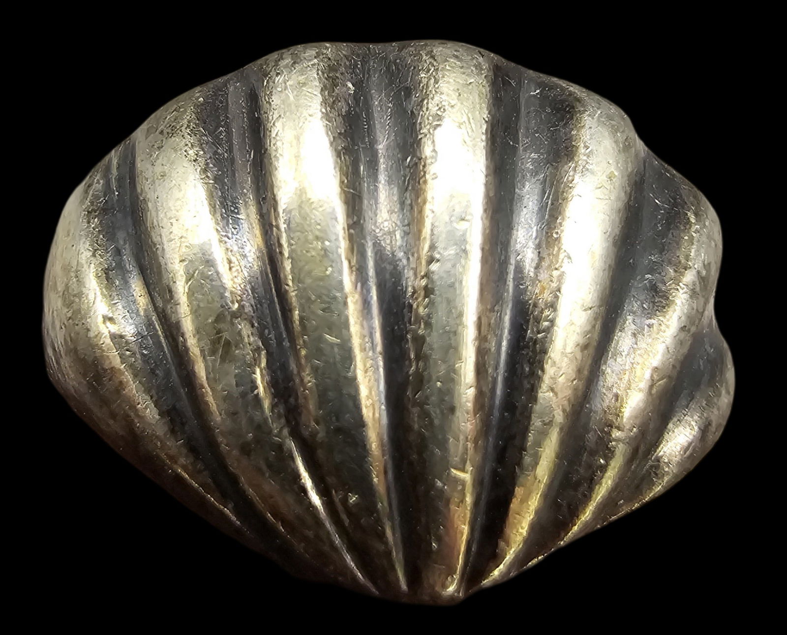 Unusual Vintage European 900 Silver Shell Design Ring (1 of 8)