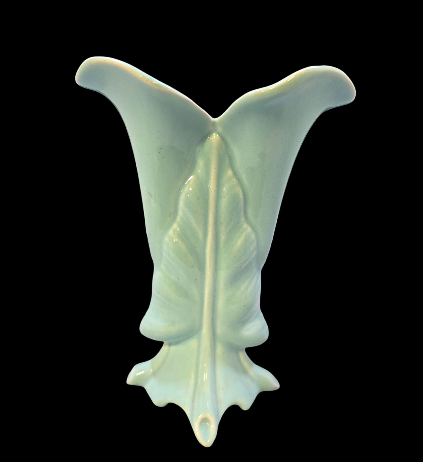 Vintage Mid-Century Modern Blue Art Pottery Calla Lily Vase (1 of 7)