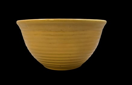 Vintage Mid-Century BAUER Yellow Art Pottery Ringware Mixing Bowl