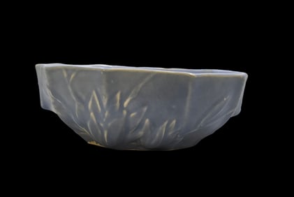 Vintage Mid-Century NELSON MCCOY Blue Art Pottery Console Bowl