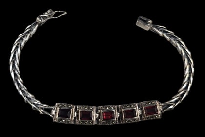 Unusual Vintage Sterling Silver & Garnet Bracelet
