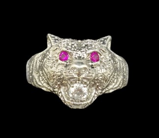 Unusual Vintage Sterling Silver & Gemstone Jaguar Ring