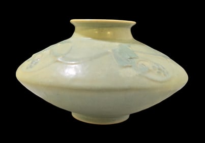 Vintage ROSEVILLE Art Pottery CREMONA Green Ceramic Vase