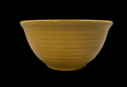 Vintage Mid-Century BAUER Yellow Art Pottery Mixing Bowl