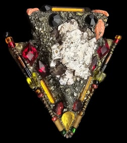 Very Unusual Vintage Native American Style Costume Jewelry Arrowhead Brooch