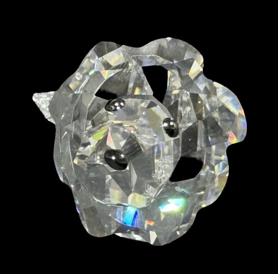 Vintage SWAROVSKI Crystal Figurine - Lion: Very good vintage condition; no chips, cracks, or repairs. Each measures approx. 1 1/2" high x 2 1/4" wide x 1 1/4" deep. Marked.