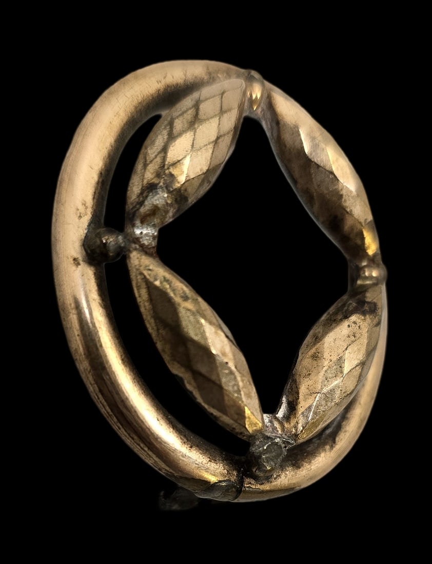 Unusual Antique Victorian Gold Plated Wreath Brooch Pin (1 of 4)