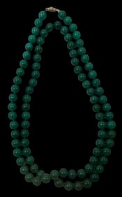 Vintage Green Gemstone Bead Necklace