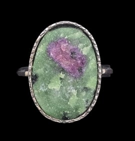Very Unusual Vintage Mid-Century Modern European 835 Silver & Zoisite Ring